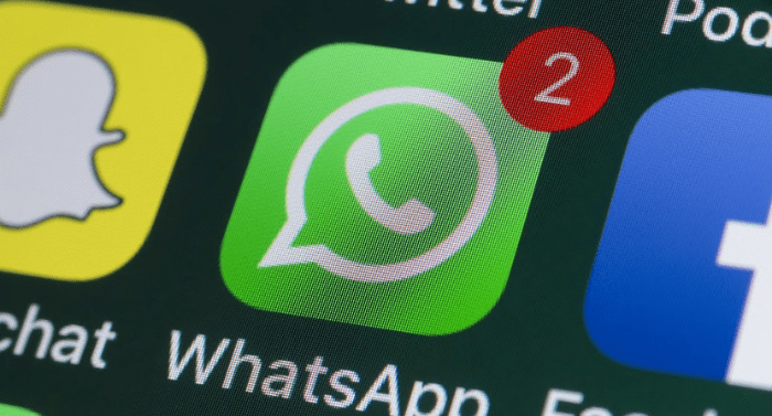 WhatsApp se torna essencial no Brasil: 66% dos consumidores usam diariamente e delivery cresce 89% em 2024